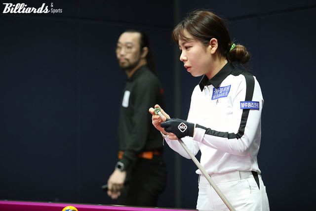 '당구 여제' 김가영(하나카드)을 꺾고 8강에 진출한 김민영(블루원리조트).