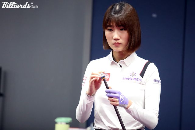 용현지(하이원리조트)는 김세연(휴온스)을 2-0으로 꺾고 8강에 진출했다.