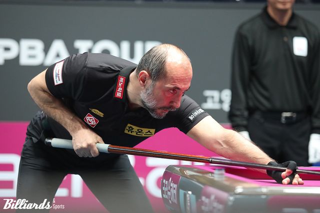 박명규를 세트스코어 3-0으로 제압하고 32강에 오른 세미 사이그너. 사진=고양/김민영 기자