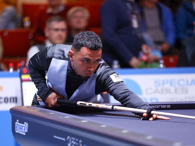 허정한과 대결 중인 후베르니 카타노.