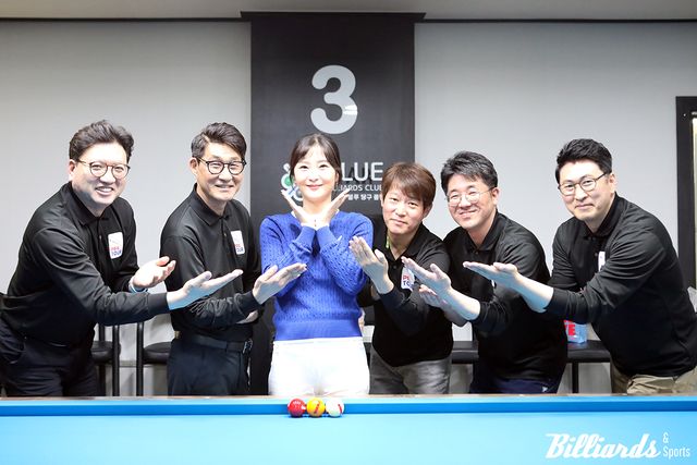 왼쪽부터 PBA 심판 NOLJA(놀자)의 성혁기, 홍명기 심판과 김상아, 그리고 NOLJA의 한준희, 유동훈, 이재성 심판. 사진=김민영 기자&nbsp;