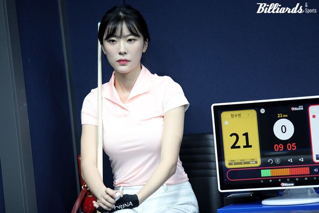 점점 발전하는 모습으로 이번 시즌 NH농협카드에 지명 받은 정수빈. 정규투어 첫 경기에서 '17살 최연소' 이효제와 승부를 벌인다.