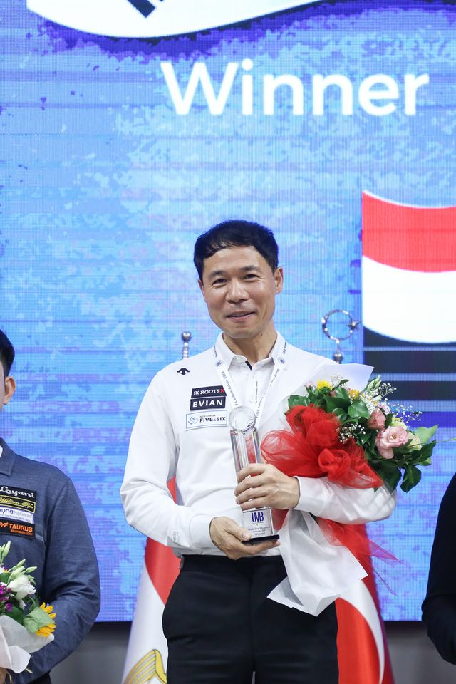 허정한은 지난 2016년 이집트에서 첫 우승을 차지했고, 2021년에 네덜란드 베겔에서 아쉽게 준우승에 그쳤다. 3년여 만에 세 번째 결승을 밞은 허정한은 '베트남 질풍'을 제압하며 값진 두 번째 우승을 차지했다.