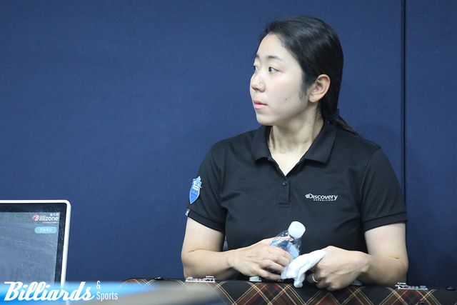 일찌감치 경기를 마친 손수민이 다른 테이블 선수들의 경기가 끝나길 기다리고 있다. 사진=고양/김민영 기자