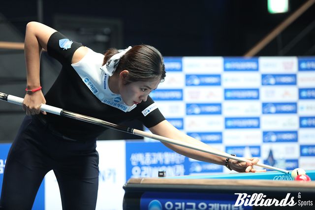 4세트에서 아슬아슬한 승리를 거두고 세트스코어 3-1로 16강에 오른 스롱 피아비. 사진=고양/이용휘 기자