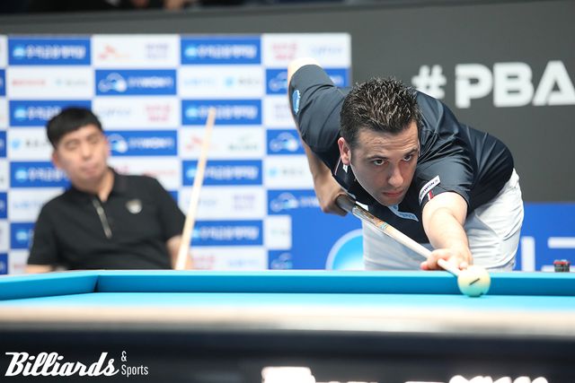 128강에서 윤영환과 대결 중인 다비드 사파타. 사진=고양/이용휘 기자