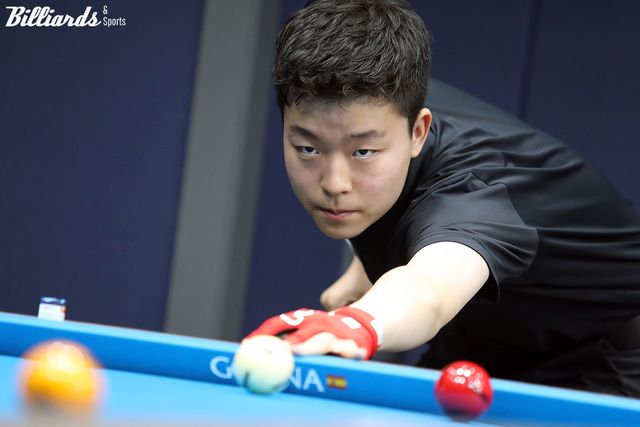 김영원은 0-2로 끌려가며 탈락 위기에 놓였지만, 3세트에 하이런 12점을 득점하며 살아나 '대어' 초클루를 낚았다.