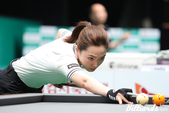 막판 승부수로 스롱 피아비의 발목을 잡고 하이런에서 앞서며 32강 진출에 성공한 차유람