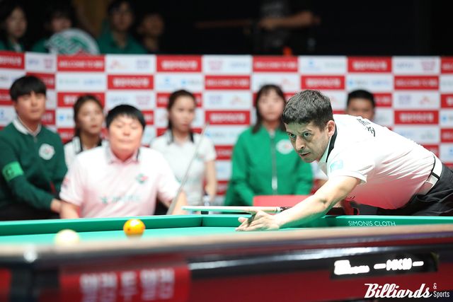 무라트 나지 초클루(튀르키예)는 3세트에서 이날 하나카드의 유일한 승리를 거두었다.