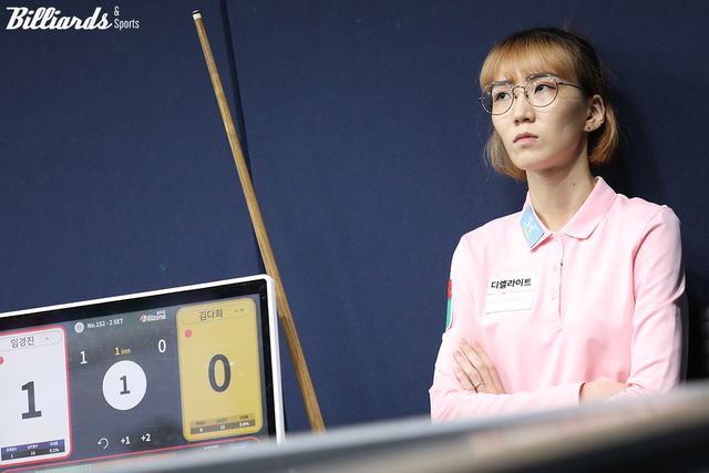 김다희는 임경진을 상대로 쉽지 않은 승부가 예상됐는데, 121분 동안 치열한 승부 끝에 승리를 거두고 8강에 진출했다.