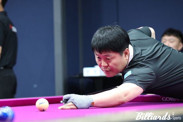 김병호는 하나카드 동료 무라트 나지 초클루에게 32강에서 패했다.