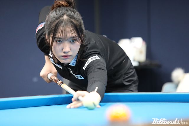 마지막 승부처에서 장거리의 원뱅크 샷을 성공시켜 승부를 뒤집은 권발해.