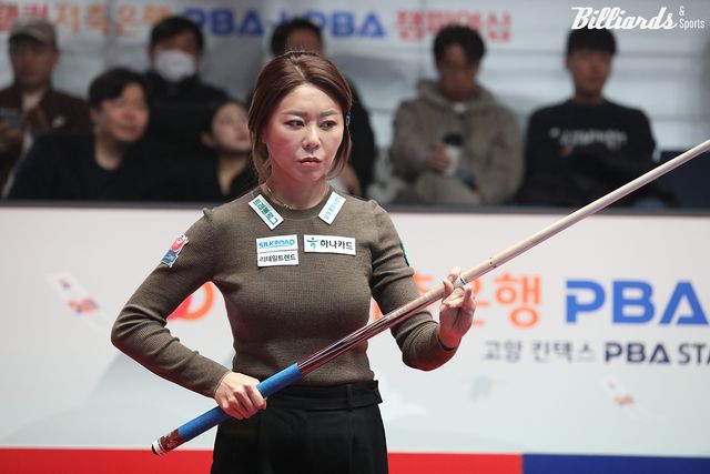 김가영은 애버리지 1.650을 기록해 여전히 애버리지 1점 이상의 실력을 보여주며 32강전을 무난하게 승리했다.