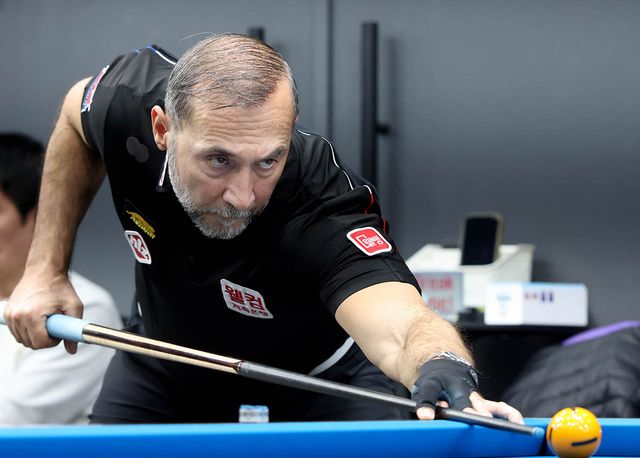 '마술사' 세미 사이그너(웰컴저축은행)가 단 14이닝 만에 3-0 승리를 거두고 애버리지 3.214로 32강에 진출했다. 사진=PBA