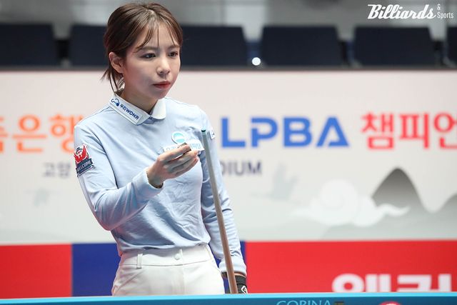 김민영은 두 차례 승부에서 2-1, 3-1로 앞서며 김가영을 코너에 몰았으나 막판에 역전을 허용해 아쉬운 패배를 당했다.