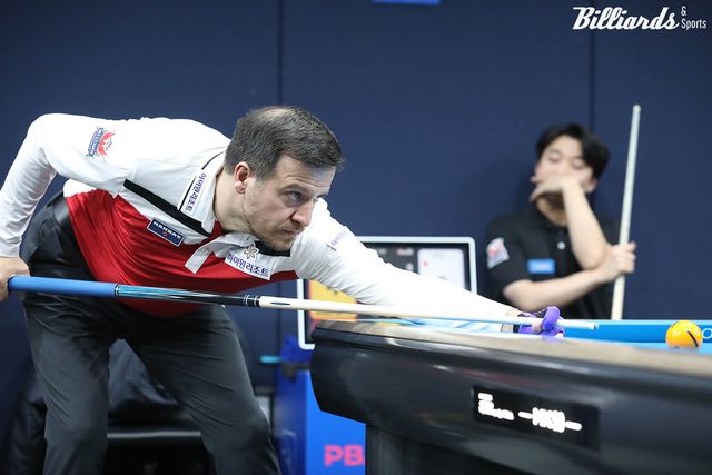 32강에서 한국의 박주선에게 0-3으로 패해 탈락한 륏피 체네트(하이원리조트).