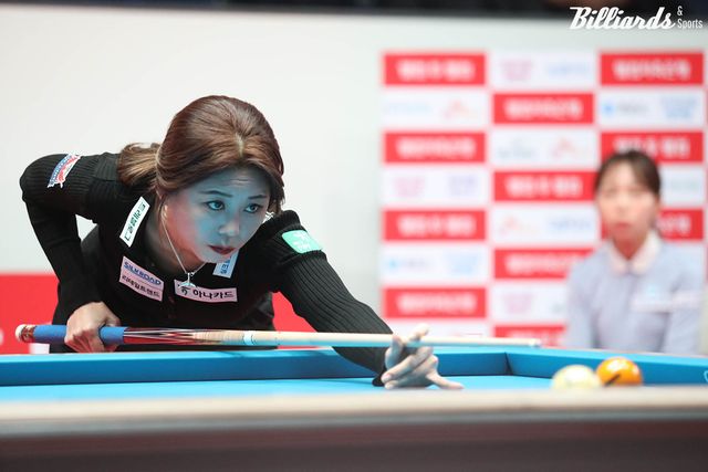 김가영은 김민영(우리금융캐피탈)에게 3-2로 역전승을 거두며 6회 연속 준결승 진출을 달성했다.