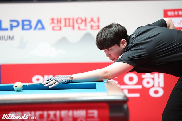 김가영에게 준결승에서 패한 백민주.