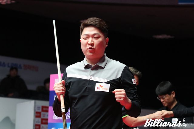 마지막 7세트 승리 후 기뻐하는 조건휘