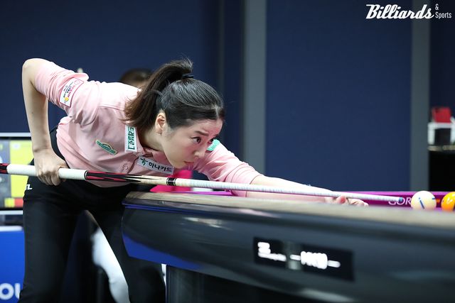 이신영에게 승부치기로 아깝게 패한 사카이는 최근 정규투어를 3회 연속 32강에서 탈락했다.