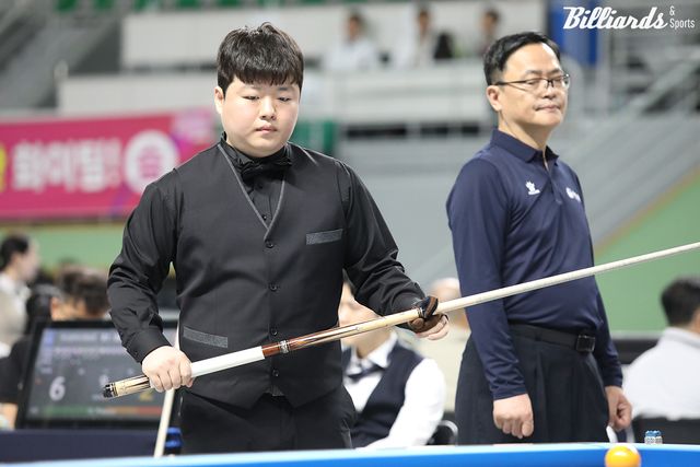 캐롬 1쿠션 은메달 조명우(서울시청).