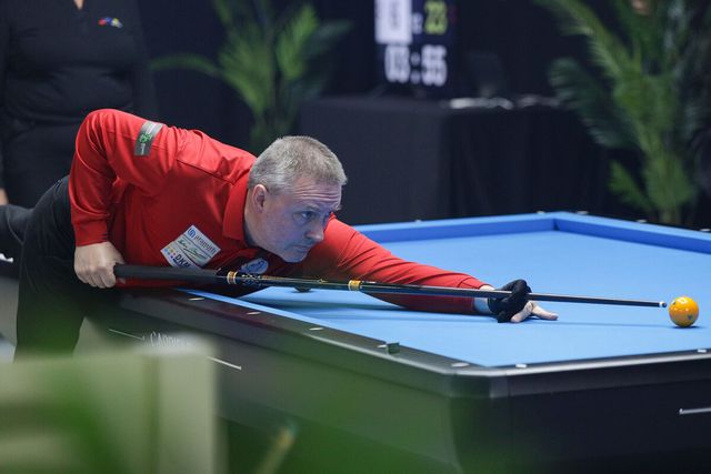 프레데리크 쿠드롱(벨기에)이 오래전인 94년에 겐트 3쿠션 당구월드컵 결승에서 한국의 이상천에게 져 놓쳤던 우승타이틀을 과연 31년 만에 되찾을 수 있을까.&nbsp; 사진=SOOP 제공&nbsp;