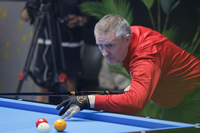 쿠드롱은 1승 2패로 D조 2위에 올라 어렵게 16강에 진출했다.