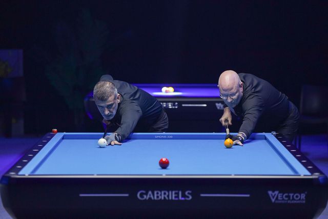 결승전 뱅킹 장면.