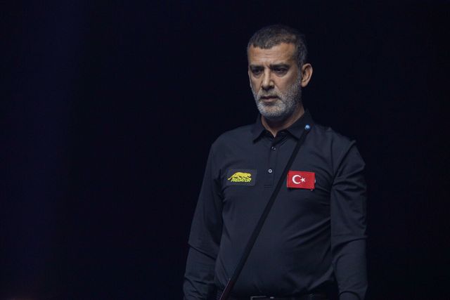 타이푼 타슈데미르(튀르키예)는 바오프엉빈(베트남)을 준결승에서 26이닝 만에 50:40으로 꺾고 결승에 선착했다.