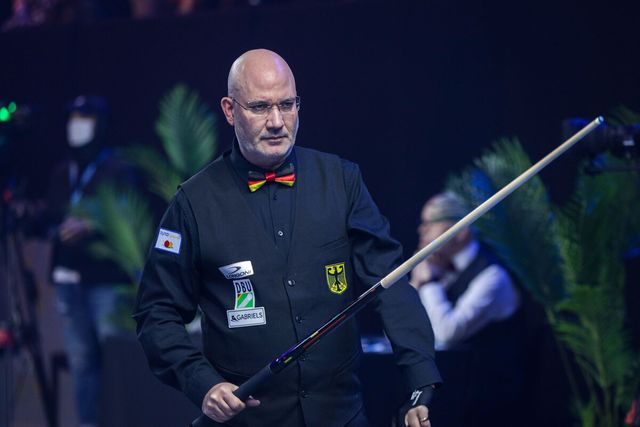 마틴 호른(독일)이 16강전에서 애버리지 3.571을 기록하며 쩐타인룩(베트남)에게 승리를 거두고 8강에 진출했다.