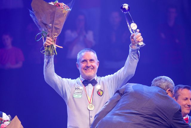 프레데리크 쿠드롱(벨기에)이 제77회 세계3쿠션선수권대회 결승에서 에디 멕스(벨기에)를 꺾고 우승했다.&nbsp; 사진=SOOP 제공