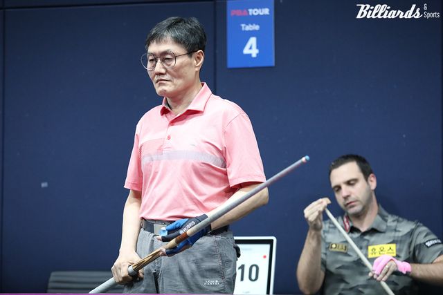 팔라손에게 승리한 진이섭.