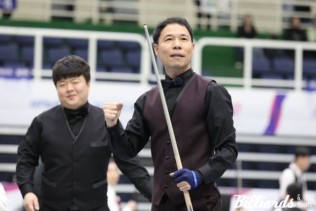 허정한이 조명우를 꺾고 캐롬 3쿠션 준결승에 올랐다. 사진=부산/이용휘 기자