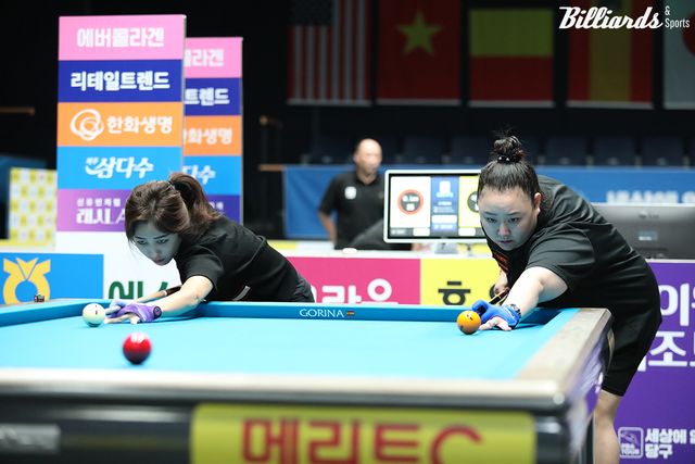 이올리비아 vs 이하니 PPQ 경기 뱅킹 장면.