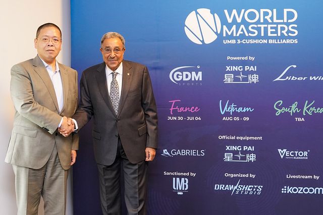 UMB가 드로우샷 스튜디오와 손잡고 연간 총 상금 18억원을 걸고 2026년부터 2028년까지 3년간 개최한다. 지난 18일 협약식을 가진 GDM스포츠-드로우샷 스튜디오의 아드리안 왕 회장과 UMB의 파룩 바르키 회장.&nbsp; 사진=UMB 제공