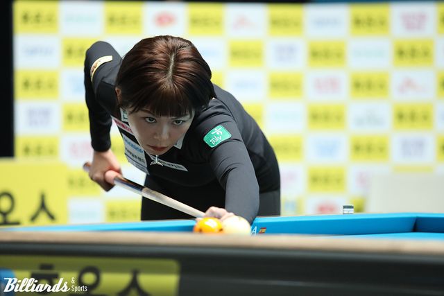 김가영(하나카드)이 뱅크 샷 6개를 성공시키며 6차 투어 첫 경기에서 역전승을 거뒀다.&nbsp; 사진=고양/이용휘 기자