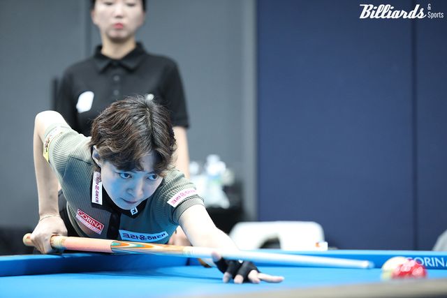 임정숙은 17:8에서 박정현에게 연속타를 허용하며 20:25로 역전패를 당했다.