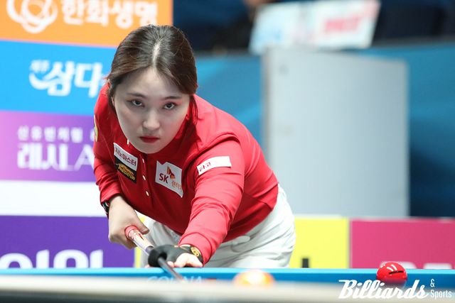 'SK렌터카 집안싸움'에서 강지은이 히다 오리에를 3-0으로 꺾고 16강에 올랐다. 사진=고양/이용휘 기자