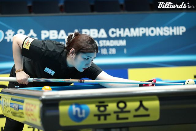 심지유는 김세연(휴온스)을 승부치기 초구를 스리뱅크 샷으로 성공시키면서 2 대 1로 누르고 16강 돌풍을 일으켰다.