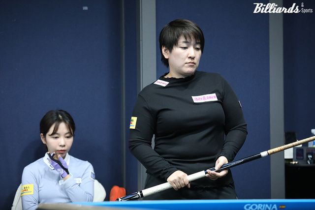 승부치기에서 김민영(우리금융캐피탈)을 꺾은 히가시우치 나쓰미(크라운해태).