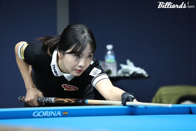 김상아(하림)는 히가시우치 나쓰미(크라운해태)를 세트스코어 3-1로 꺾고 8강에 진출했다.