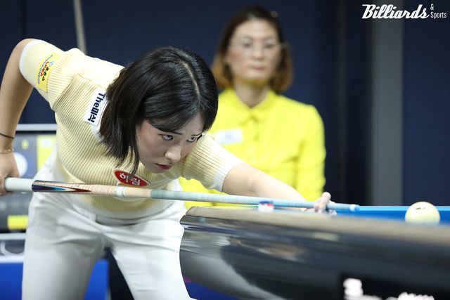 박정현은 데뷔 시즌에 세 번째 16강에 올라가며 다시 8강행에 도전한다.