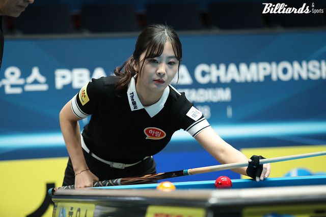 김상아는 이번 시즌 처음 준결승에 올라와 통산 세 번째 결승 진출에 도전한다. 지금까지 김상아는 LPBA 투어에서 우승 1회와 준우승 1회를 기록하고 있다.