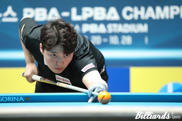 김가영을 꺾고 8강에 올라 '대세' 임경진까지 물리친 백민주는 준결승에서 김민아와 첫 대결을 갖는다.