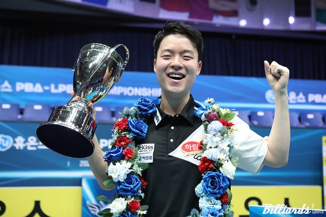 김영원(하림)이 6차 투어 휴온스 PBA 챔피언십 결승전에서 다니엘 산체스(웰컴저축은행)를 꺾고 통산 2승을 달성했다.&nbsp; 사진=고양/이용휘 기자