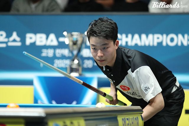 김영원은 세트스코어 1-3의 열세를 뒤집고 4-3으로 산체스에게 승리했다.