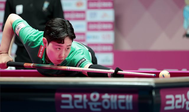 김세연은 세트스코어 0-2에 3세트 9이닝까지 7:7의 접전을 벌이며 탈락 4점을 남겨둔 상황에서 역전에 성공했다.&nbsp;