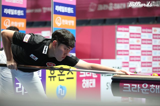 김준태는 4세트 1이닝부터 2-2-6-1 연속타를 터트려 승부의 쐐기를 박았다.