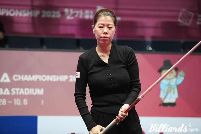 이마리는 이신영을 3-0으로 제압하고 8강에 진출했다.