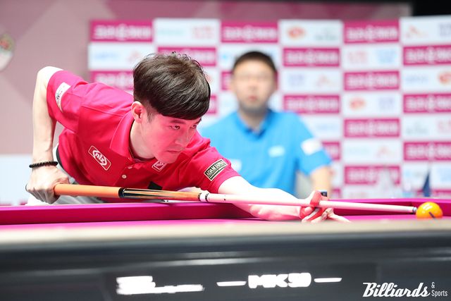 김임권(웰컴저축은행)은 세트스코어 3-2로 고상운을 꺾고 3년 7개월 만에 PBA 투어 8강에 올랐다.